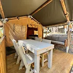 Camper Village Κάμπινγκ *