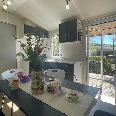 Kemp Camper Village