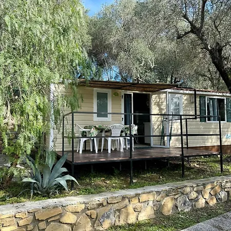 Kemp Camper Village *