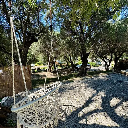 Camper Village 산토스테파노알마레