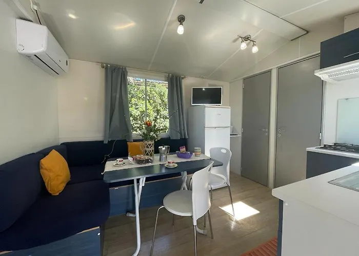Кемпинг Camper Village