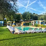 Parque de Campismo Camper Village Santo Stefano al Mare